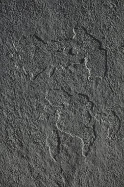 Düşük kontrastlı nötr arkaplan. Gri soyut taş doku arka planı. Arkaplan için alçı dokusu