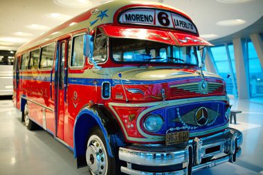 STUTTGART, GERMANY - 23, 2024 Mercedes-Benz Müzesi, Stuttgart, Almanya