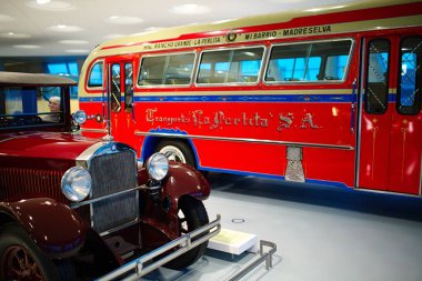 STUTTGART, GERMANY - 23, 2024 Mercedes-Benz Müzesi, Stuttgart, Almanya