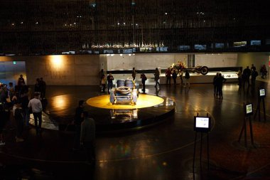 STUTTGART, GERMANY - 23, 2024 Mercedes-Benz Müzesi, Stuttgart, Almanya