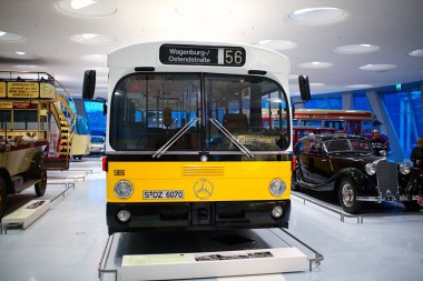 STUTTGART, GERMANY - 23, 2024 Mercedes-Benz Müzesi, Stuttgart, Almanya