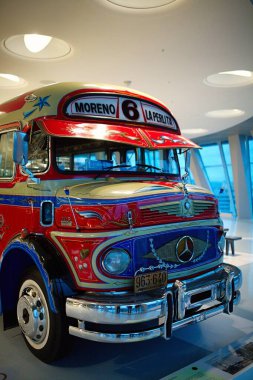 STUTTGART, GERMANY - 23, 2024 Mercedes-Benz Müzesi, Stuttgart, Almanya