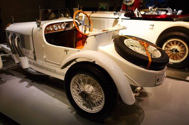 STUTTGART, GERMANY - 23, 2024 Mercedes-Benz Müzesi, Stuttgart, Almanya