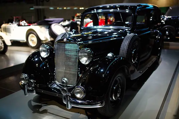 STUTTGART, GERMANY - 23, 2024 Mercedes-Benz Müzesi, Stuttgart, Almanya