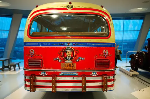 STUTTGART, GERMANY - 23, 2024 Mercedes-Benz Müzesi, Stuttgart, Almanya