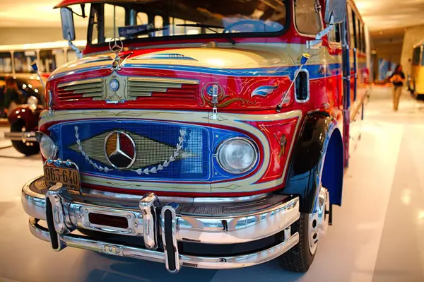 STUTTGART, GERMANY - 23, 2024 Mercedes-Benz Müzesi, Stuttgart, Almanya