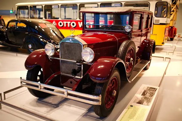 STUTTGART, GERMANY - 23, 2024 Mercedes-Benz Müzesi, Stuttgart, Almanya