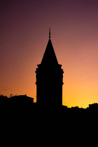 Силуэт Церкви Фоне Заката Солнца — стоковое фото