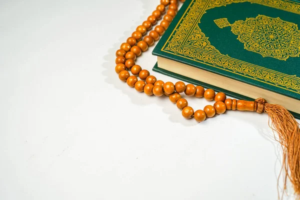 Der Heilige Qur Mit Arabischer Kalligraphie Bedeutung Des Qur Und — Stockfoto
