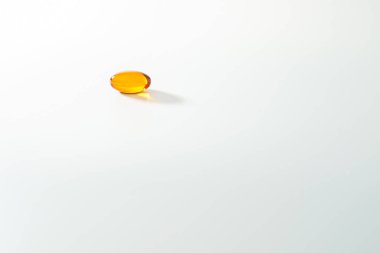 Yumuşak jel, yağ dolu kapsülleri kapatın, besin maddelerini sunmaya elverişli: balık yağı, omega 3, omega 6, omega 9, A vitamini, D vitamini, D3 vitamini, E vitamini, akşam çuha yağı,