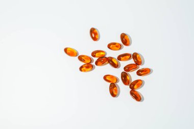 Yumuşak jel, yağ dolu kapsülleri kapatın, besin maddelerini sunmaya elverişli: balık yağı, omega 3, omega 6, omega 9, A vitamini, D vitamini, D3 vitamini, E vitamini, akşam çuha yağı,