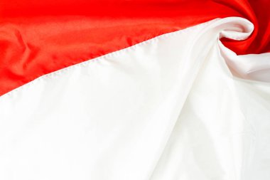 Kurdele, Endonezya 'nın kırmızı ve beyaz bayrağı 17 Ağustos, Endonezya' yı seviyorum, beyaz arka planda izole edilmiş.