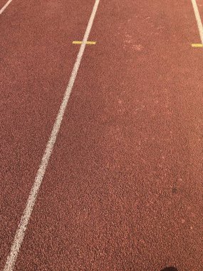 Spor pisti açık hava stadyumu.