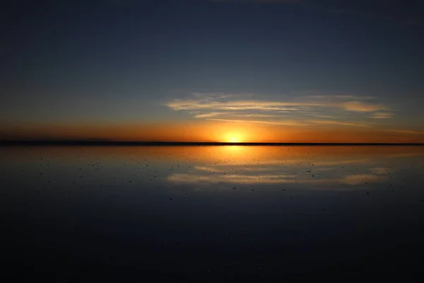 Zonsondergang Boven Het Zoutmeer Van Uyuni Bolivia — Stockfoto