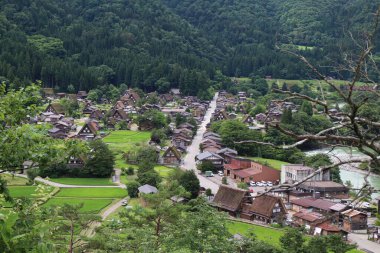 Shirakawa-go, Japonya 'daki Panorama manzarası