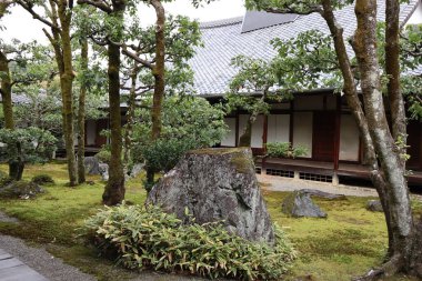 Japonya, Kyoto 'daki Daigoji Tapınağı Sanbo-in' in içinde.