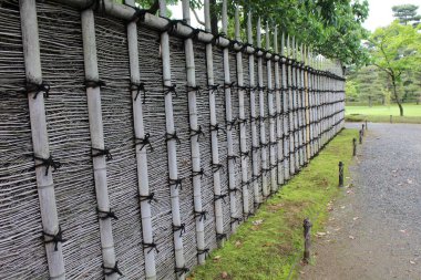 Japonya 'nın Kyoto kentindeki Katsura İmparatorluk Konağının dış çitleri.