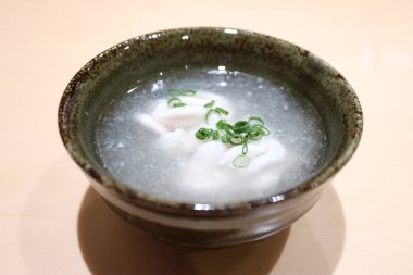 Japon mutfağı aperatifi: Haşlanmış Milt.