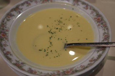 Japonya, Kyoto 'da mısır çorbası.