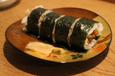 Japon mutfağı: Japonya 'nın Kyoto şehrinde Hamo suşi rulosu