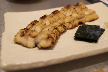 Japon mutfağı: Japonya, Hiroşima 'da ızgara yılan balığı.