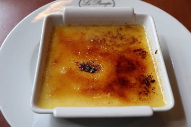 Fransız tatlısı: Fransa, Paris 'te creme brulee