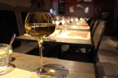 Fransa, Colmar 'da Alsas Gewurztraminer şarabı