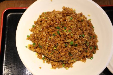 Çin mutfağı: Kızarmış pirinç.