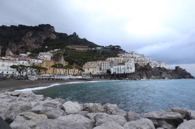 İtalya 'daki Amalfi sahili manzarası