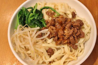 Japon mutfağı: Tokyo, Japonya 'da kuzu aburasoba (kuru erişte yemeği)