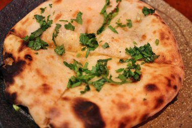 Hint mutfağı: keema kulcha (disk şeklinde ekmek))