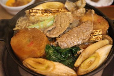 Japon mutfağı: Sakura nabe (at eti yahnisi) Tokyo, Japonya 'da