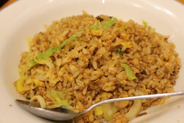 Çin mutfağı: chahan (kızarmış pirinç)
