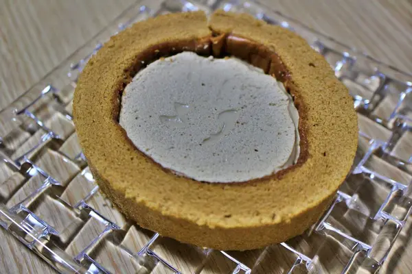 Tokyo, Japonya 'da bir marketten alınmış kahveli kek.