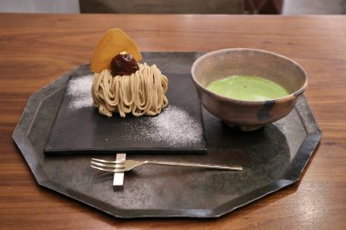 Tokyo, Japonya 'da kibrit çayı ve Mont Blanc keki