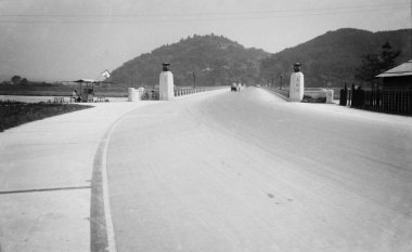 Yawata City, Kyoto, Japonya 'daki Kizugawa Miyuki Köprüsü' nün klasik fotoğrafı - 1935-1944