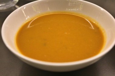 Fas mutfağı: harira (Fas sebze çorbası) in Doha, Katar