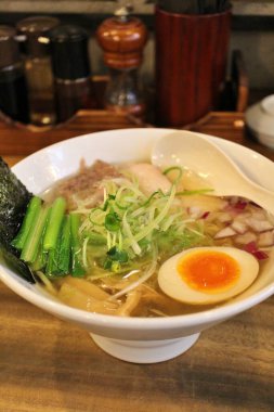 Tokyo, Japonya 'da Shio ramen