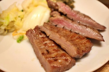 Japon mutfağı: Tokyo, Japonya 'da ızgara gyutan (sığır dili)