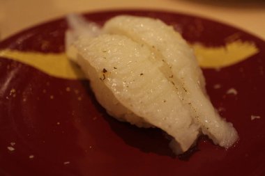 Japon mutfağı: Izgara Engwa (dil balığı göbeği) nigiri-zushi Tokyo, Japonya