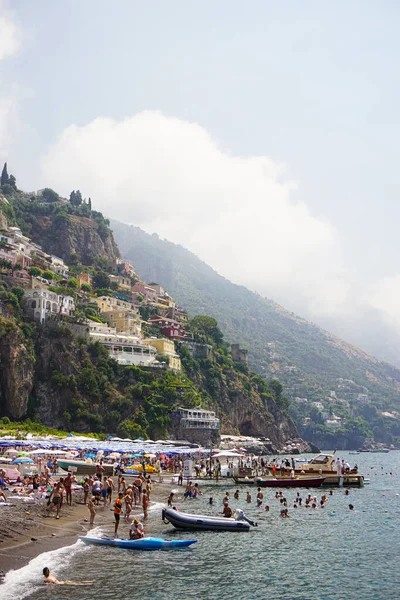 Typowy Letni Dzień Wybrzeżu Amalfi — Zdjęcie stockowe