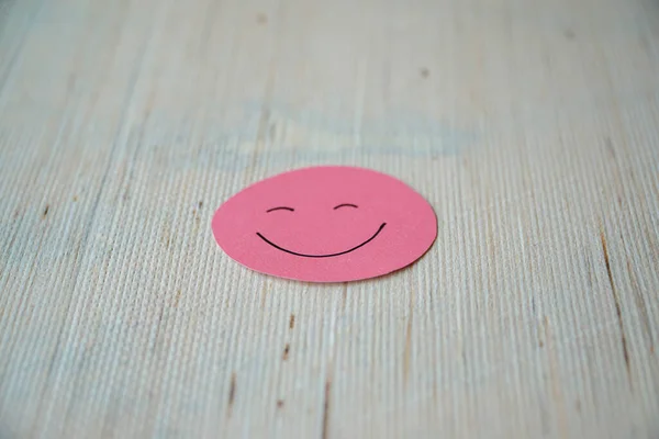 Smiling Pink Face Table — Stock Photo, Image