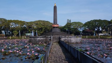 Doğu Java - Malang şehrinin anıtı.