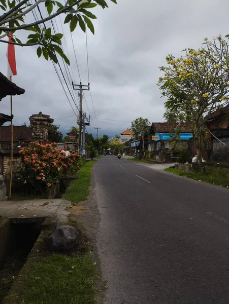 印度尼西亚 2022年9月6日 巴厘岛Ubud镇村庄的道路 — 图库照片