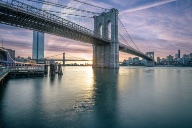 Brooklyn Köprüsü Sunrise, Manhattan, New York