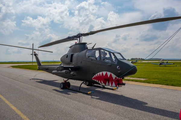 Американский Штурмовой Вертолет Cobra Представлен Авиабазе Caslav Чехия — стоковое фото