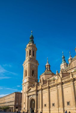 Zaragoza şehri İspanya 'nın çeşitli manzaraları
