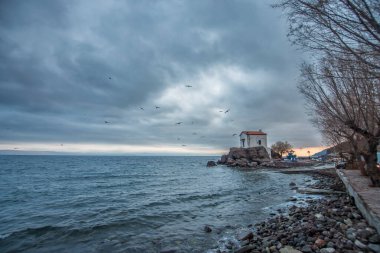 Skala skamnias adasının sokaklarından çeşitli manzaralar