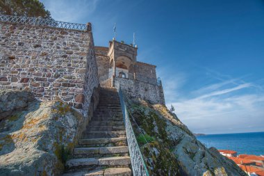 Lezbiyenler adasının Petra şehrinin sokaklarından çeşitli manzaralar