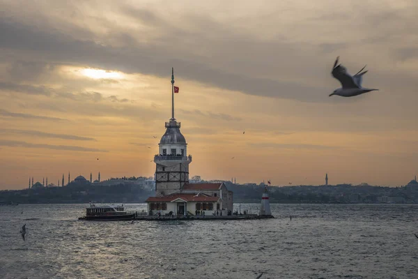 Maiden Tower Built Island Bosphorus One Architectural Symbols Istanbul Turkey — Stock Photo, Image